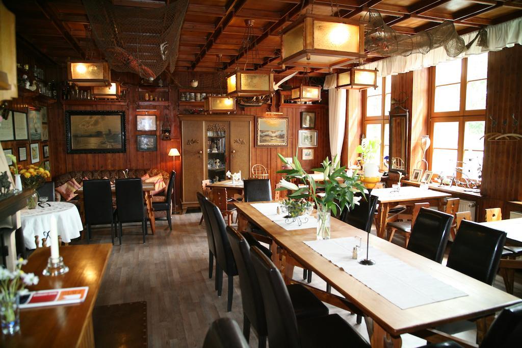 Pension & Restaurant "Alte Schule" 호텔 클루이스 외부 사진