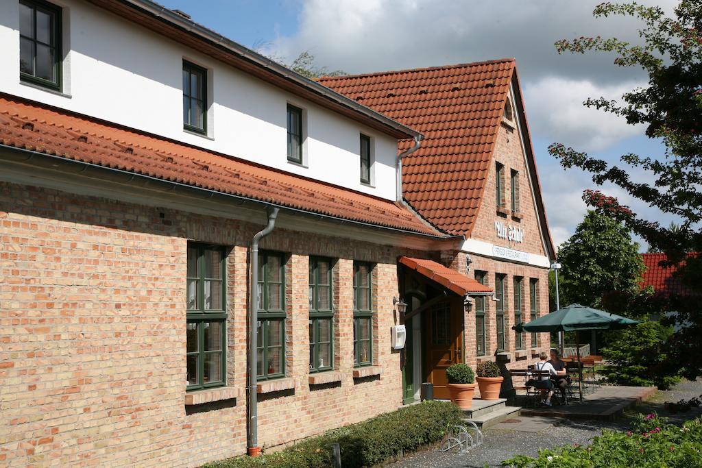 Pension & Restaurant "Alte Schule" 호텔 클루이스 외부 사진