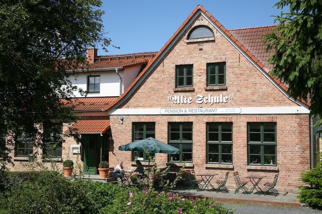 Pension & Restaurant "Alte Schule" 호텔 클루이스 외부 사진